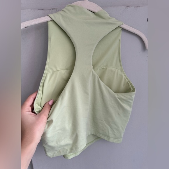 ALO Soft That Bra Tank in Iced Green Tea S - Picture 6 of 6